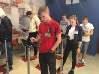 И пожар потушить, и повязку наложить