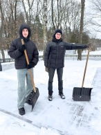 «Эстафета добра»: как волонтёры БРСМ согревают сердца в лютый мороз