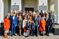 Праздник в честь матерей!